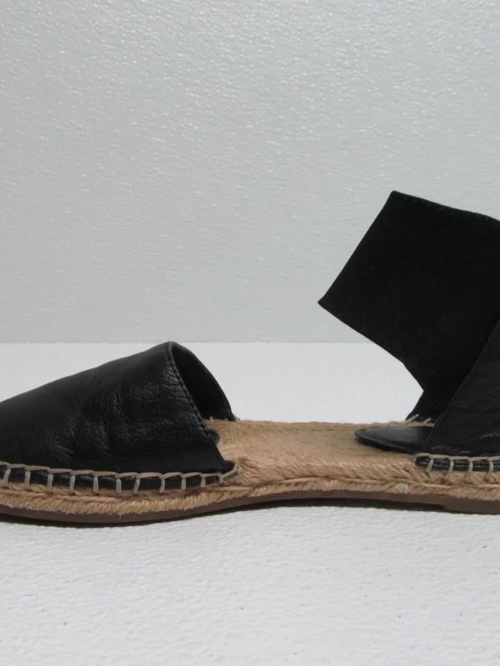 Eileen Fisher Coy Leather Espadrille Womens size 6.5